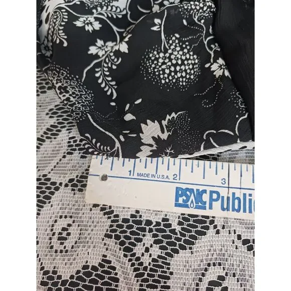 Vintage Floral Print Halterneck Sleeveless Blouse - Picture 12 of 13